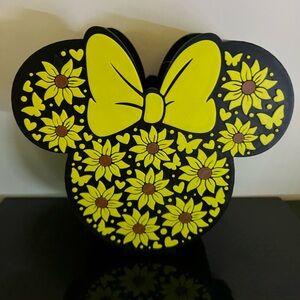Minnie Mouse Sunflower bath and body works soap holder